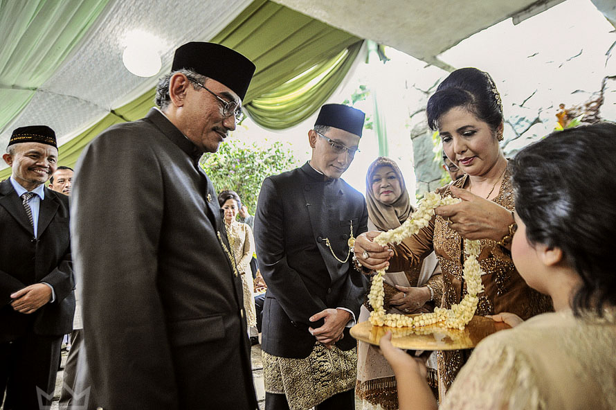 muslim_wedding_photography_theuppermost_tarra_taufan_ (18)